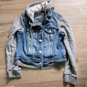 American eagle jean jacket hoodie size medium